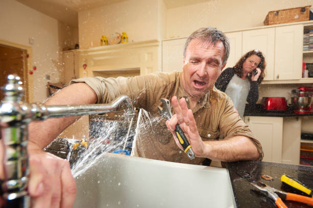 Best Ceiling water damage repair  in Lake Forest, CA